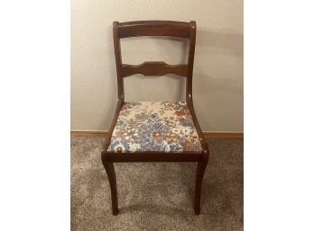 Beautiful Wood Chairs With Floral Padded Cloth - Set Of 4 Chairs - VINTAGE