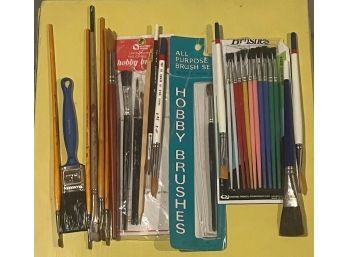 Lot 0f 25 Art Paint Brushes - Some New In Packaging
