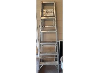 Aluminum Step Ladder - 6 Foot