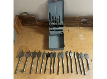 Lot Of 16 Wood Drill Bits & Bonus Drill Bit In Metal Case