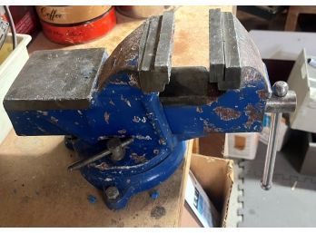 Vintage Mounted Bench Vise With Anvil