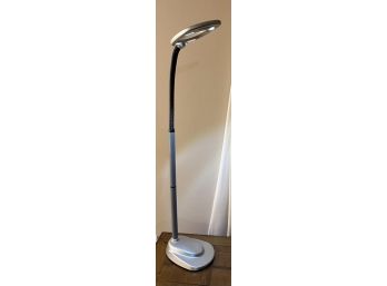 Adjustable Floor Lamp With Magnification