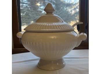 Ceramic Tureen With Laddle