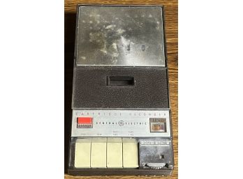 Vintage GE Cartridge Recorder In Case