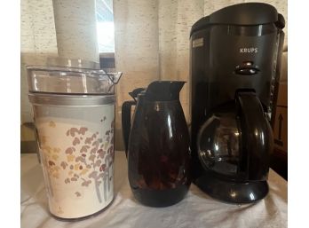 2 Insulated Pitchers And Coffee Pot