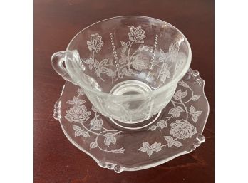 Set Of 8 Glass Cup And Dish Set (16 Pieces)