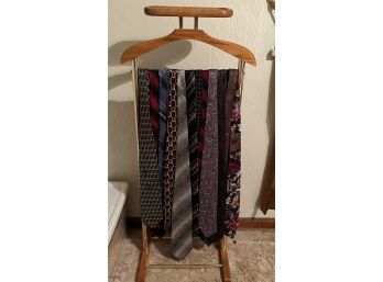 Suit And Tie Stand With 17 Ties