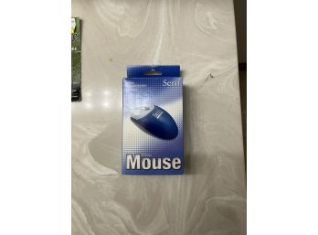 Unopened Mouse