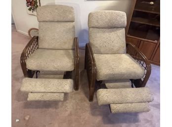 Set Of 2 Comfortable Reclining Chairs