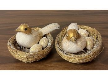 2 Birds In Nest Decorations