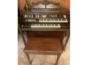 Vintage Thomas Monticello 370 Organ
