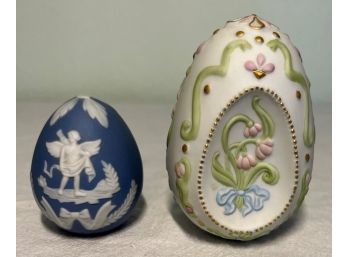 4 Decorative Egg Figurines