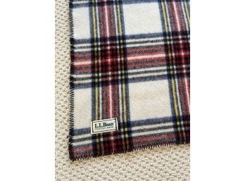 Large Vintage L.L. Bean Plaid Wool Blanket (3 Of 4)