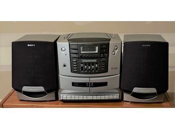 SONY CD/Cassette Player With Speakers