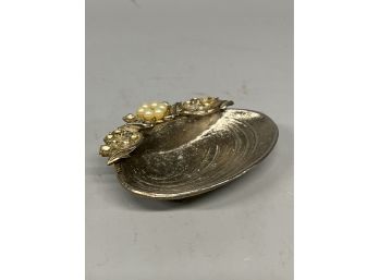 Decorative Metal Shell Dish