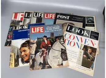 Grouping Of Vintage Magazines