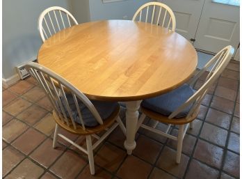 Contemporary Round Dining Table & (4) Chairs
