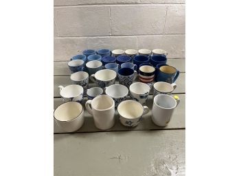Large Grouping Of Ceramic Coffee & Tea Mugs
