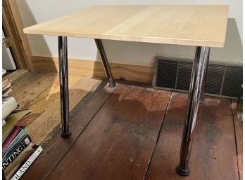 Contemporary Adjustable Table