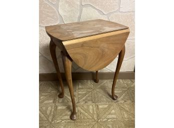 Diminutive Queen Anne-Style Drop Leaf Table