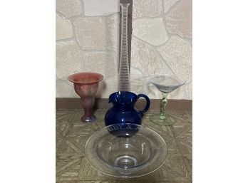 Decorative Glassware Grouping Incl. Kosta Boda