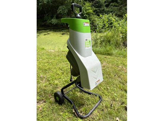 Chicago Electric Power Tools Outdoor Electric Chipper Shredder