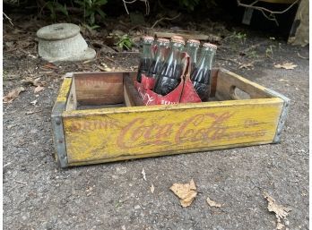 Vintage Coca Cola Tray & Bottles (2 Of 2)