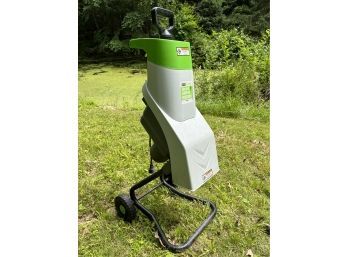 Chicago Electric Power Tools Outdoor Electric Chipper Shredder