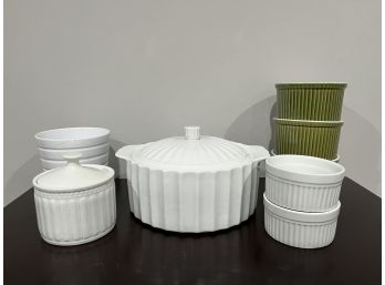 Grouping Of Ceramic Kitchenware Incl. Ramekins