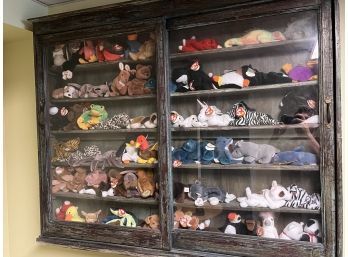 Large Grouping Of Beanie Babies