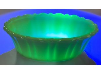Uranium Custard Dish Unique Glows