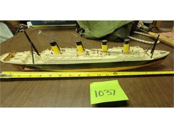 Custom Plastic Model Ship