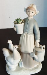 Lladro Figurine,  Dutch Girl With Hens