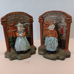 Antique Pair Of Cast Iron Dutch Amish Bookends