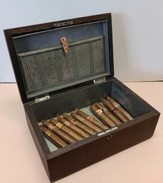 Vintage 1920s Cigar Humidor, Good Clean Condition