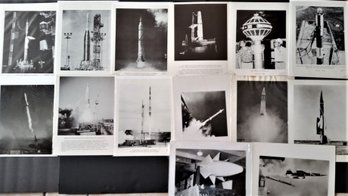 Set Of NASA Public Release Photos - Vanguard, Explorer, In Plastic Sleeves