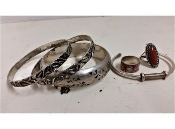 Bangle Bracelets & 2 Rings, Sterling Silver, 2.74 Oz