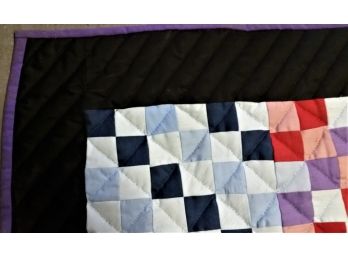 Contemporary  4-Squares Pattern Quilt Machine & Hand Stitching