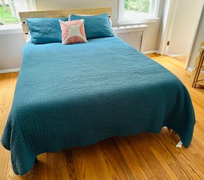 A Queen Bed, Plush Mattress And Quilt Set - Excellent