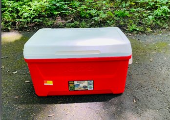 Igloo Cooler - Large Capacity 48 Quarts