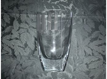 Gorgeous Lisa Jenks 9 Inch Crystal Art Glass Vase