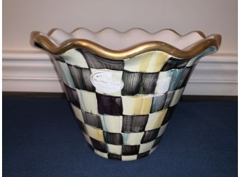 Beautiful MACKENZIE CHILDS 10 Inch Courtly Check Planter