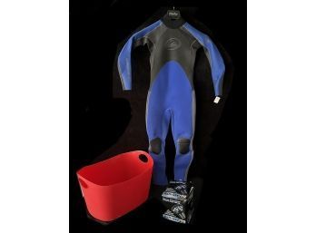 NEW Youth Large QuickSilver Wetsuit, Bucket, & Diffuser For Hair Dryer