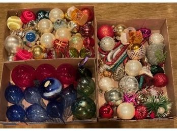 Whoa! Huge Lot Of Over 60 Ornaments Various Types And Vintage