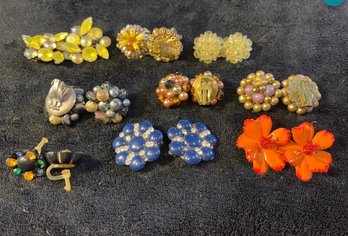 Vintage Lot Of Clip On Earrings Pair Marked Hob
