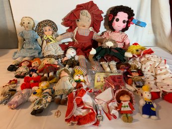 Vtg Plush Doll Lot - Strawberry Shortcake, Holly Hobbie, Ragedy Ann And More!