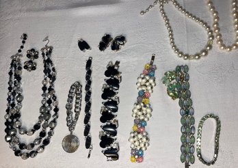 Lot Of Vintage Bracelets / Clip On Earrings/ Glass PendantNatural Gemstone Pendants