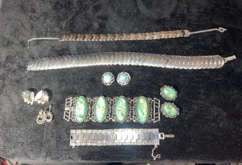Lot Of Vintage Retro Necklaces / Bracelets
