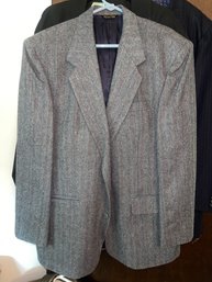 Lot Of Mens Suit/Suit Coat/ Blazer And Vest