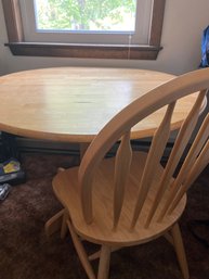 Round Drop Leaf/ Wood Kitchen Table And Chair